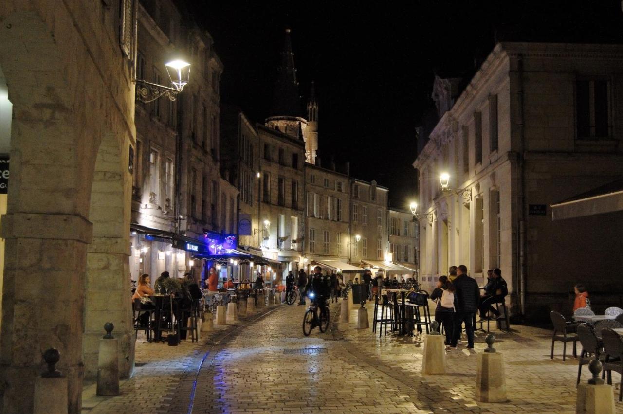 - Le Petit Rochelais -Calme&Cosy- Wifi-Netflix Lejlighed La Rochelle  Eksteriør billede